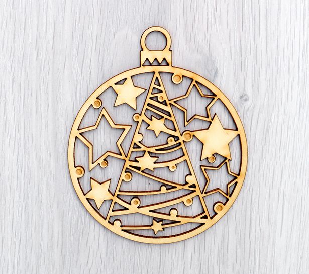 Christbaumkugel aus Holz Christbaumkugel aus Holz